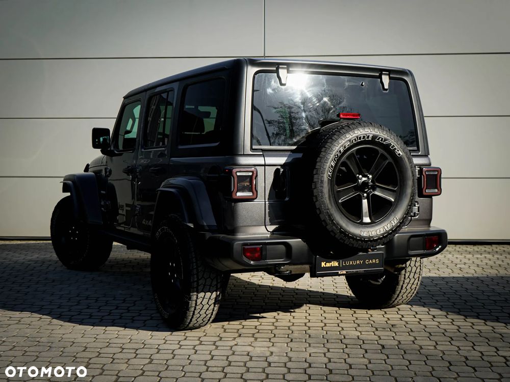 Jeep Wrangler - 3