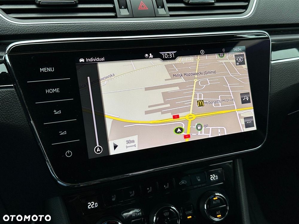 Skoda Superb 2.0 TDI SCR L&K DSG - 24