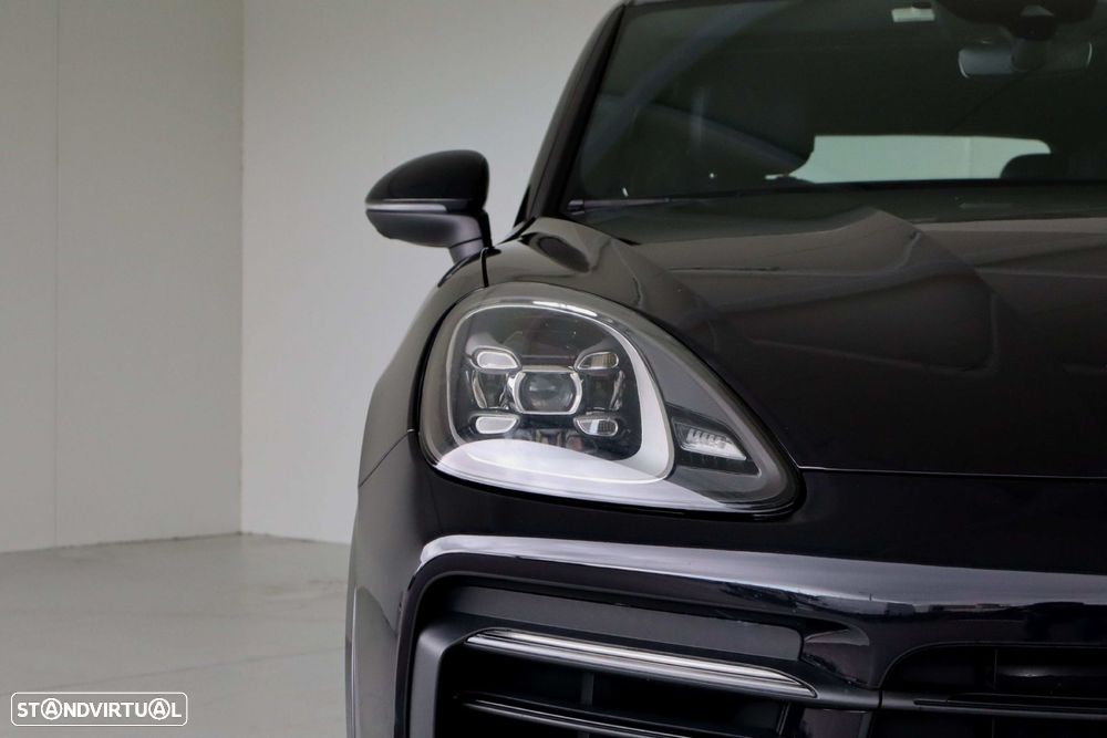 Porsche Cayenne Coupé E-Hybrid - 4