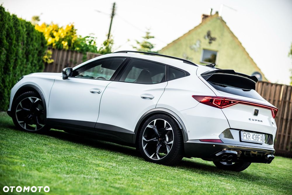 Cupra Formentor - 12