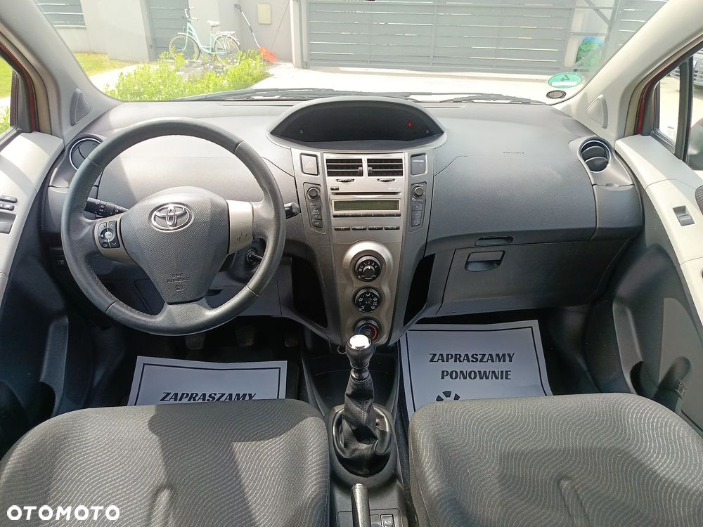 Toyota Yaris 1.33 VVT-i Comfort - 23