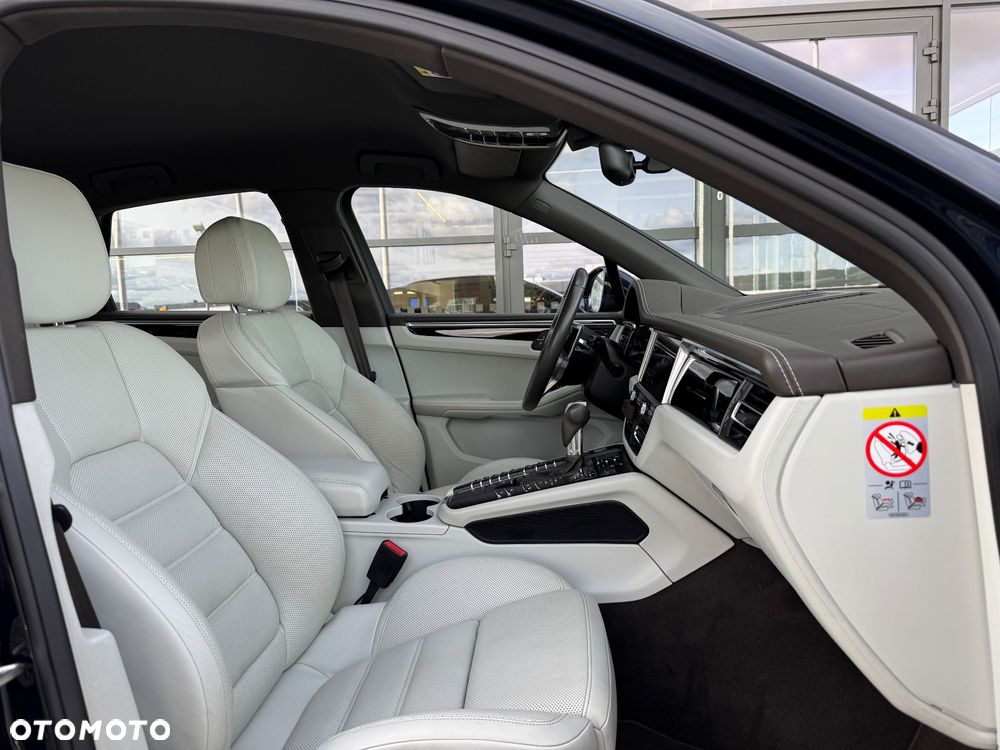 Porsche Macan Standard - 20