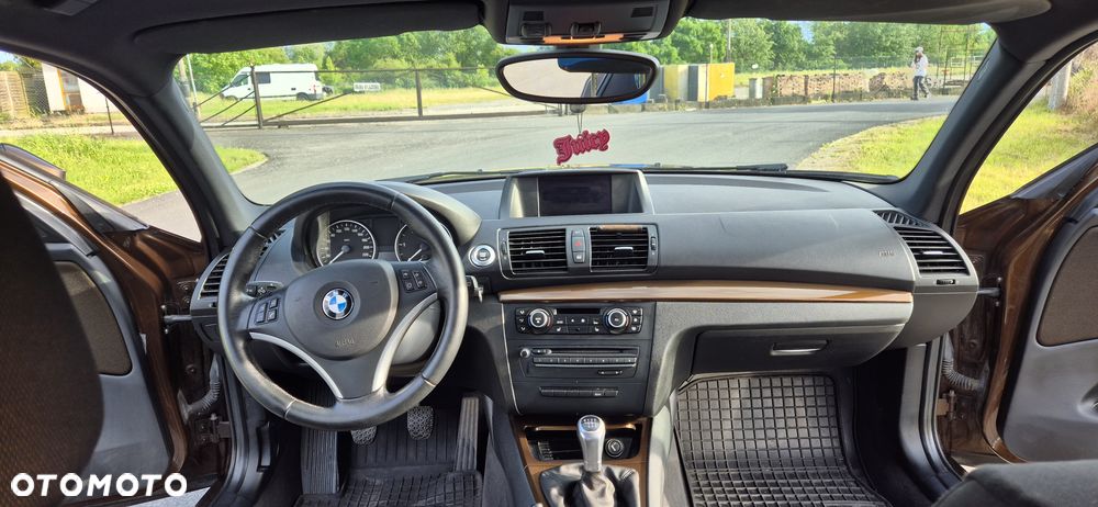 BMW Seria 1 118d DPF Edition Lifestyle - 19