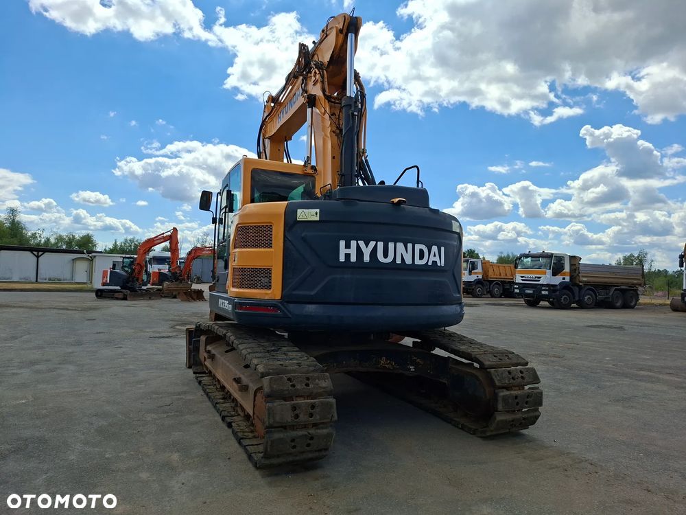 Hyundai HX235 LCR - 9