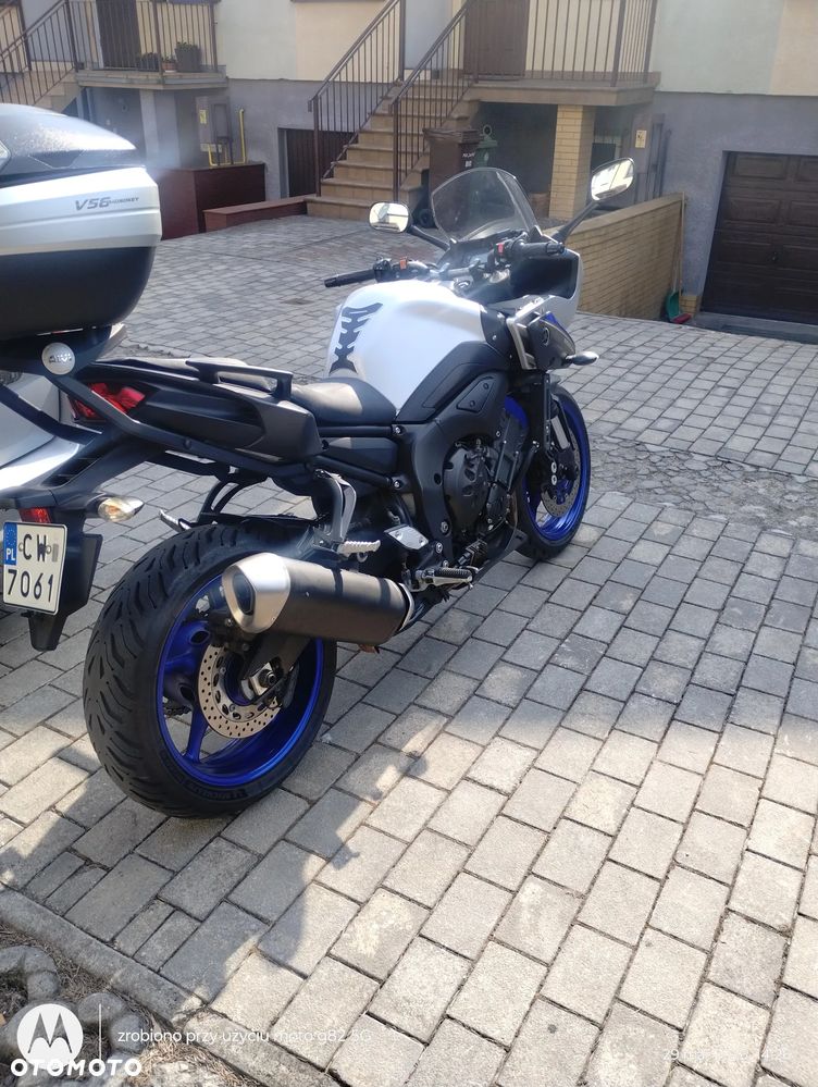 Yamaha FZ8 - 5