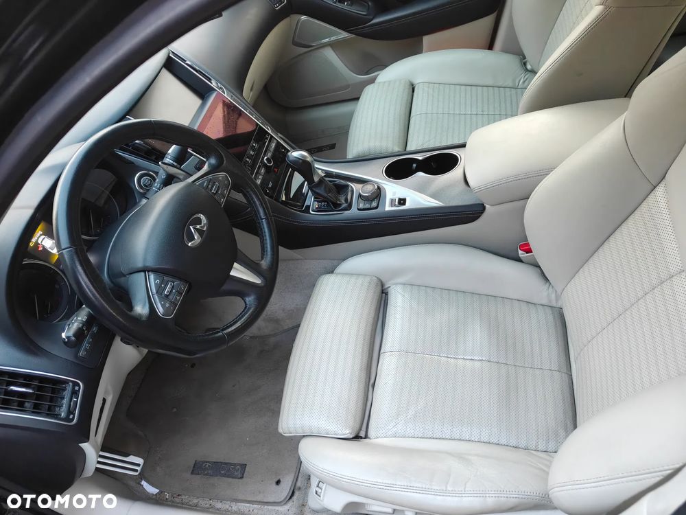 Infiniti Q50 2.0t Premium Sound Studio by Bose - 6
