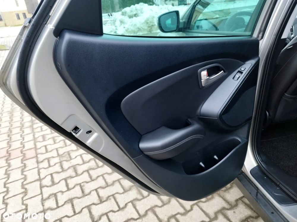 Hyundai ix35 2.0 2WD Style - 23