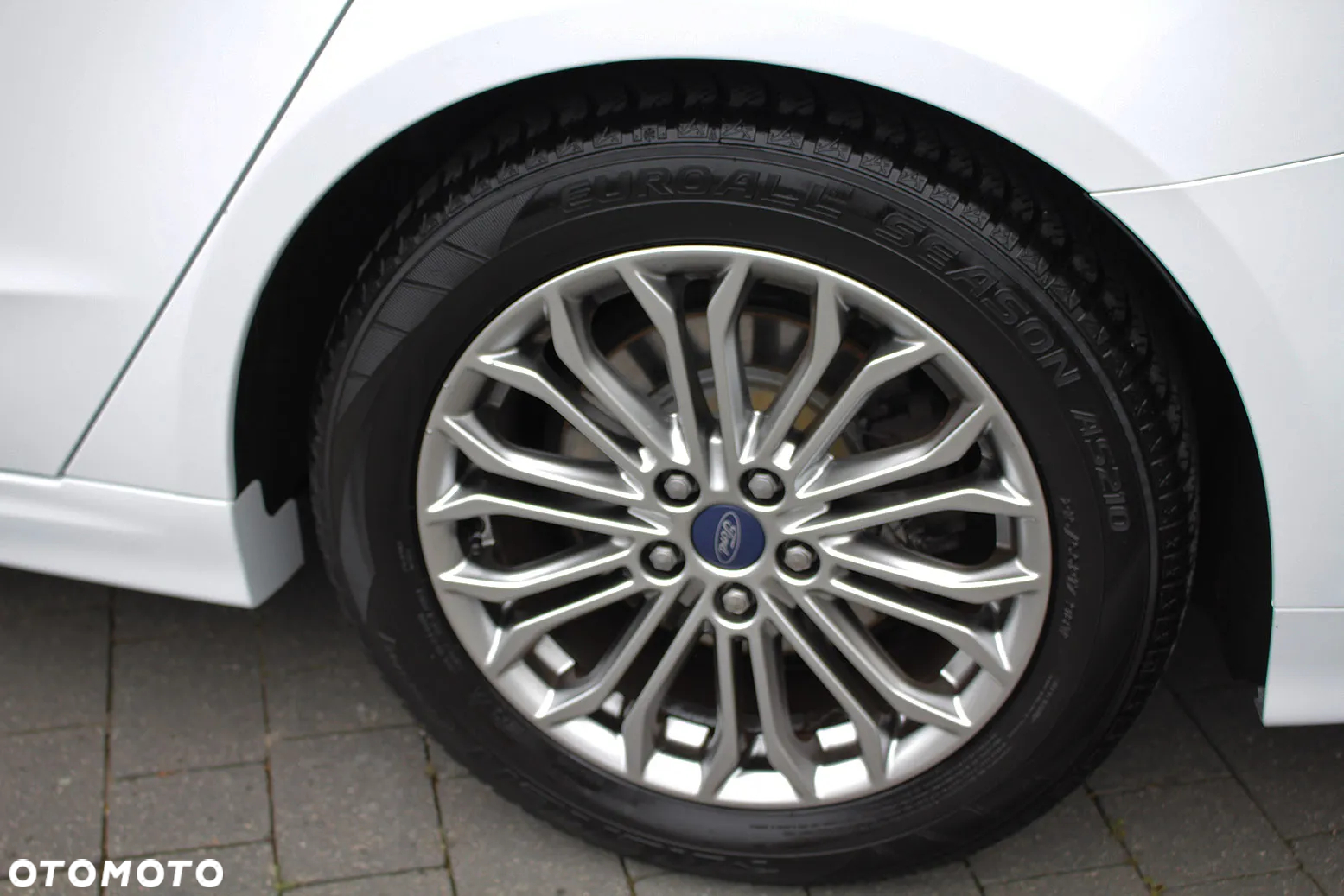 Ford Mondeo 2.0 EcoBlue Titanium - 16
