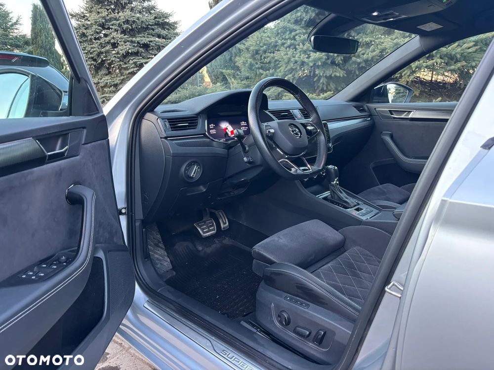 Skoda Superb 2.0 TSI Sportline DSG - 8