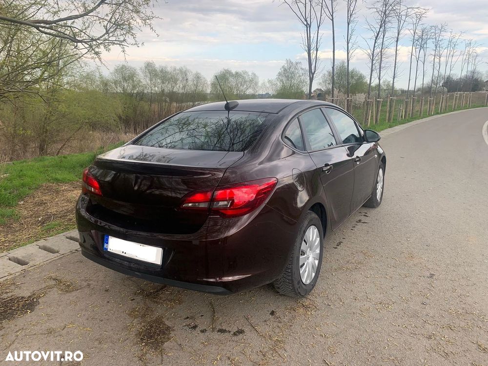 Opel Astra - 3