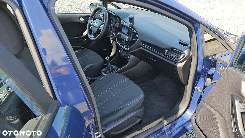 Ford Fiesta 1.1 Trend - 24