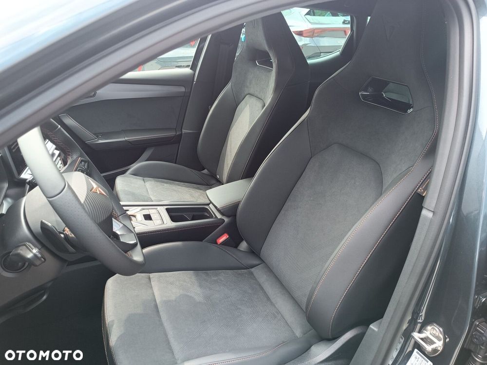 Cupra Leon 1.5 eTSI DSG - 12