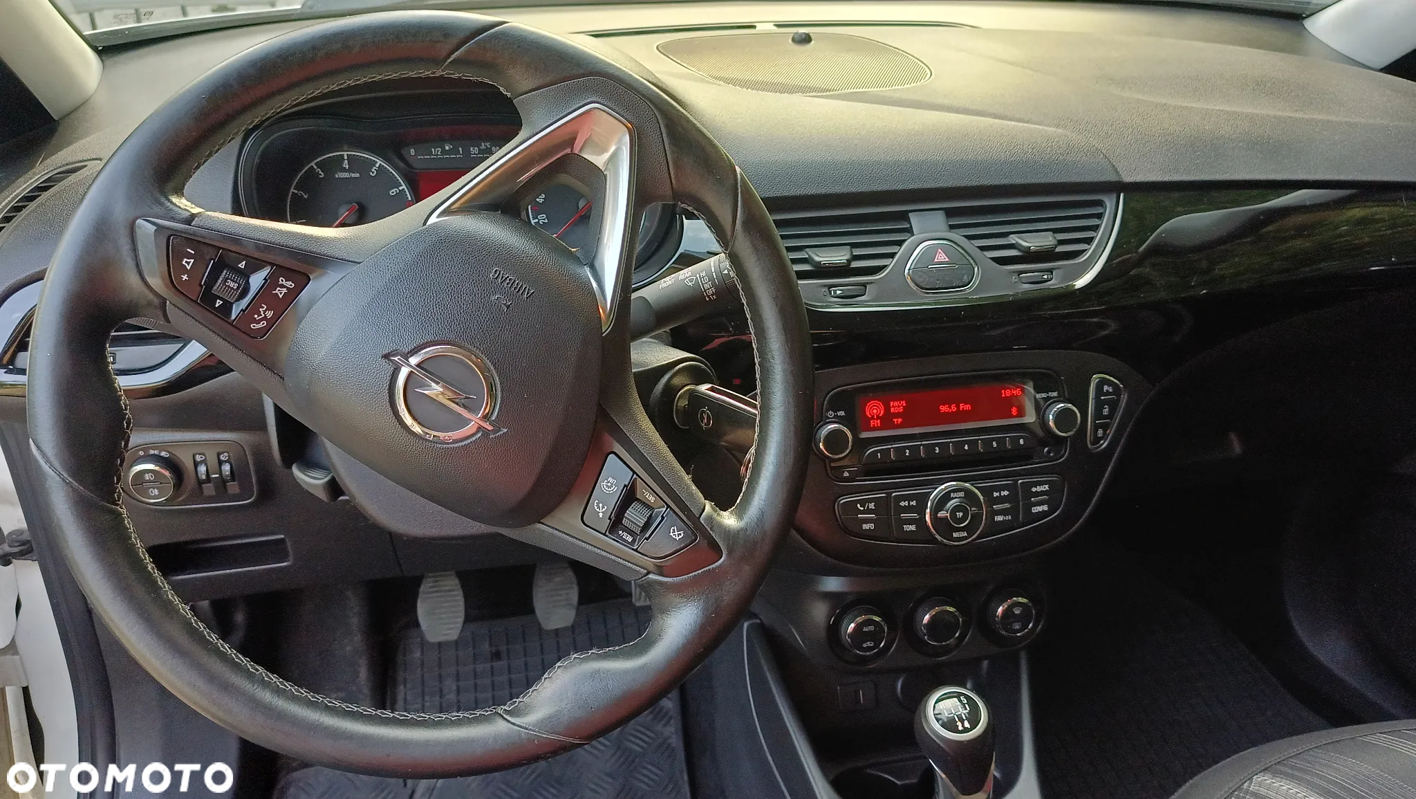 Opel Corsa 1.4 Color Edition - 17