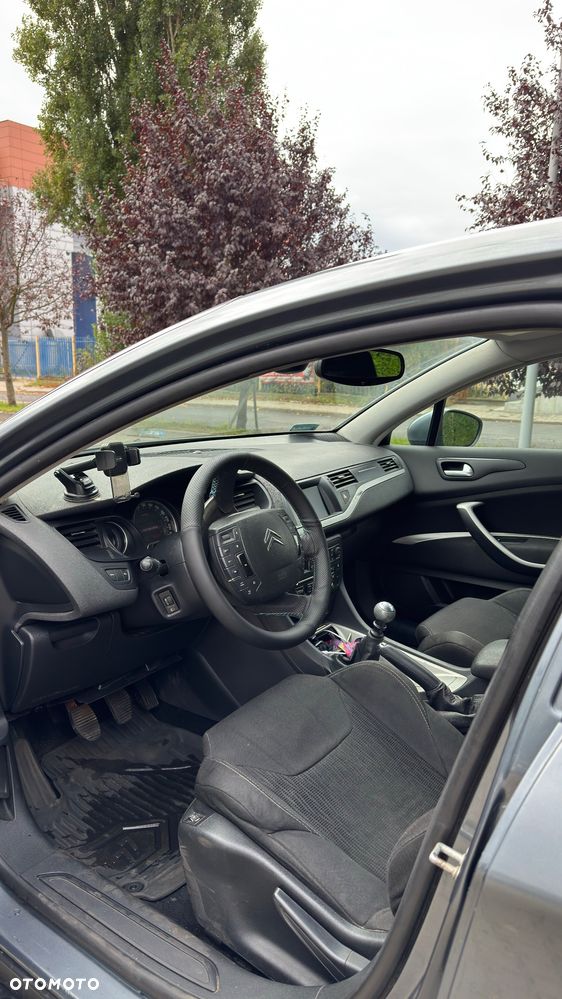 Citroën C5 2.0 HDi Confort - 5