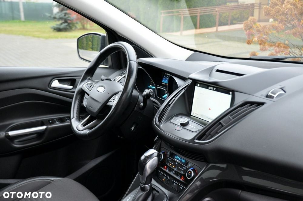Ford Kuga - 17