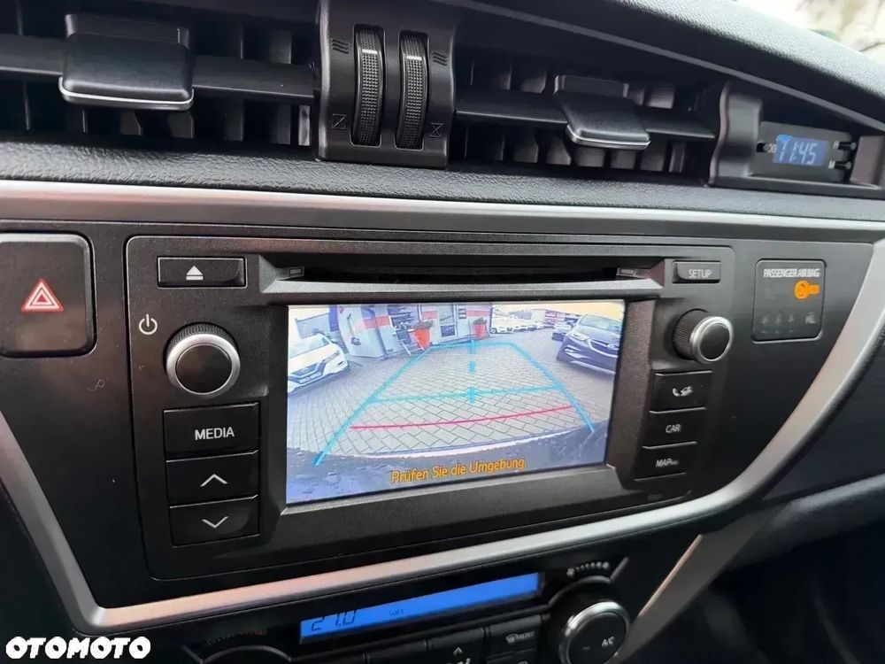 Toyota Auris 2.0 D-4D Edition - 22