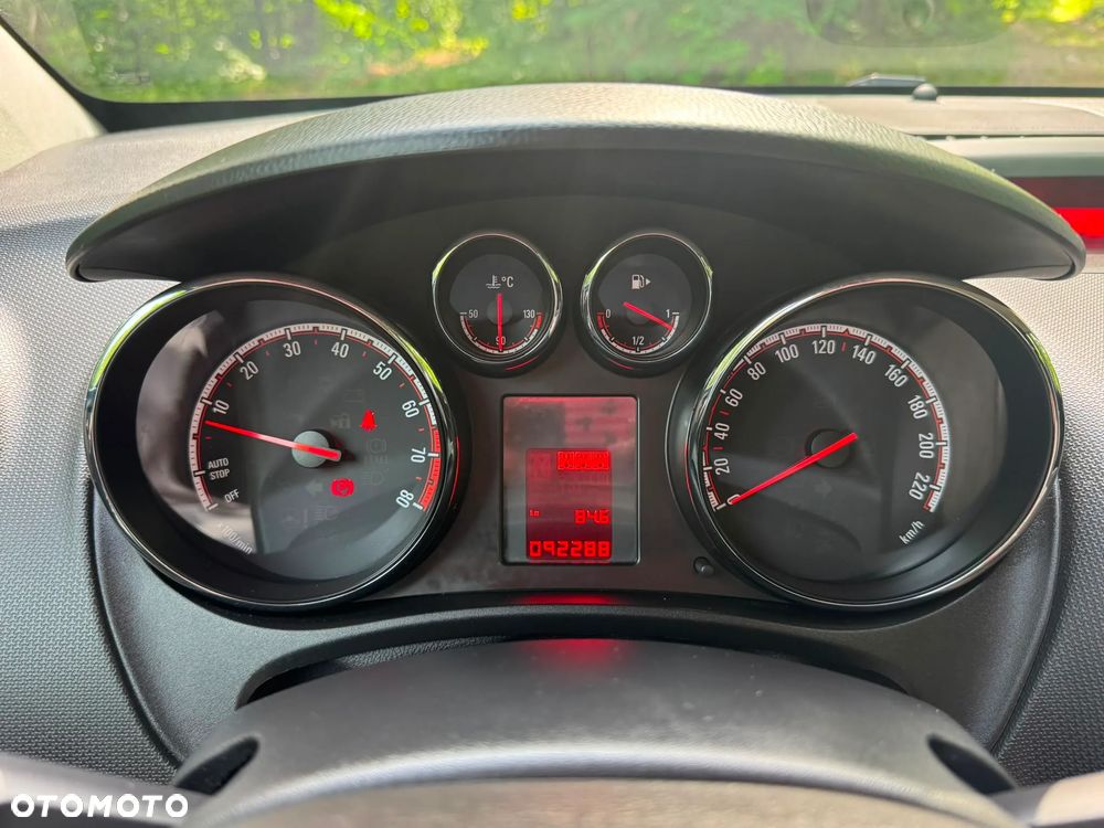 Opel Meriva - 18
