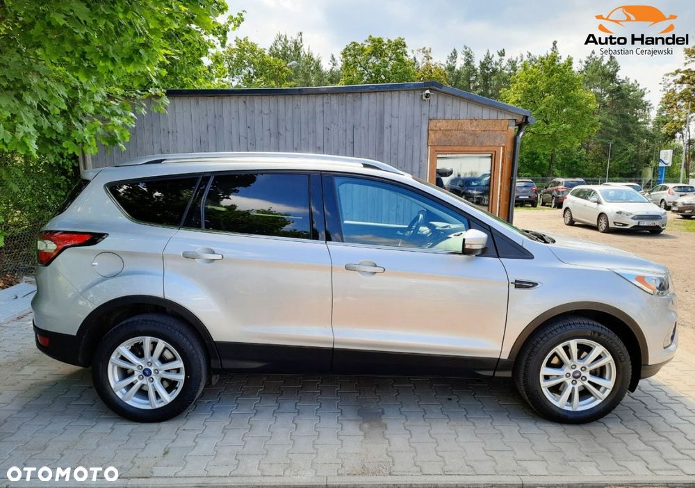 Ford Kuga 1.5 EcoBoost 2x4 Titanium - 11