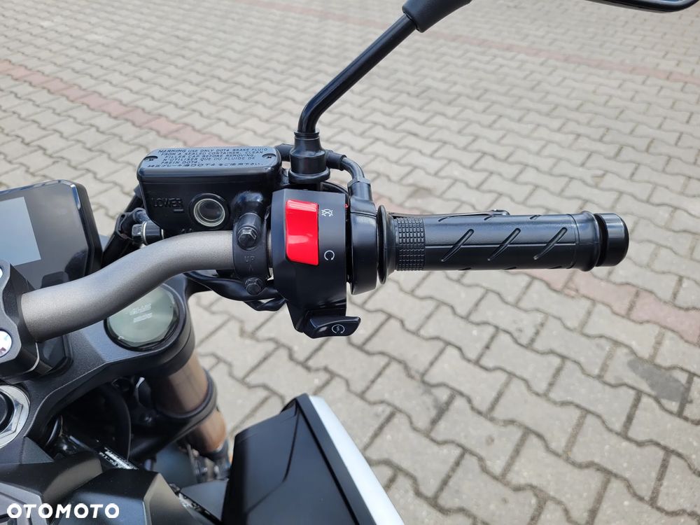 Honda CB - 13