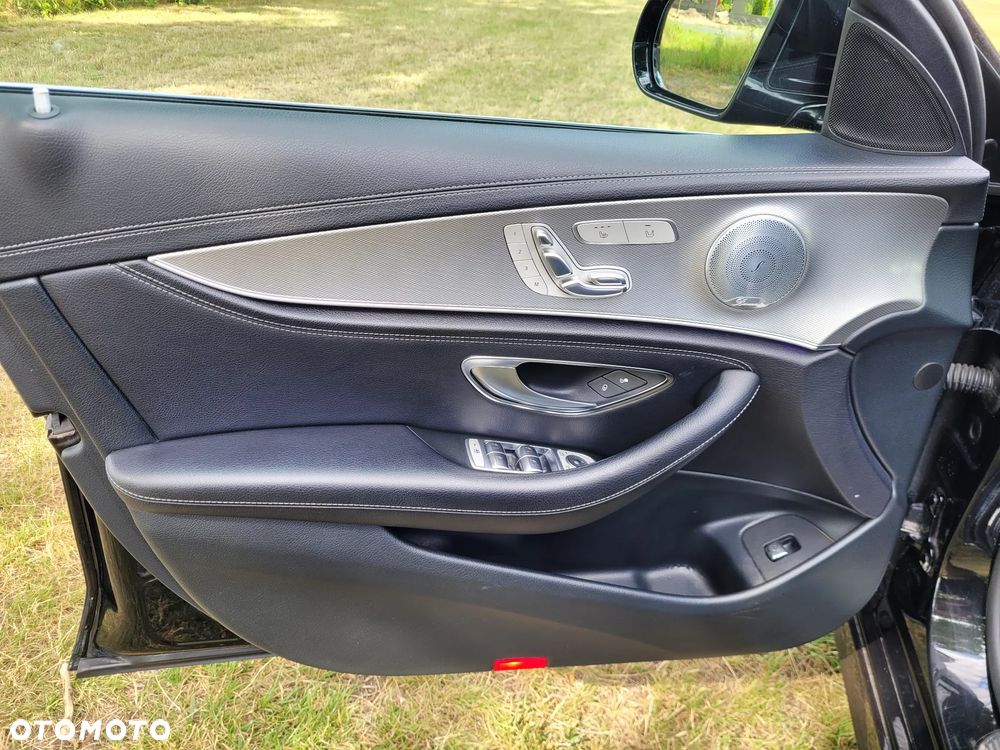 Mercedes-Benz Klasa E 220 d Business Edition 9G-TRONIC - 22