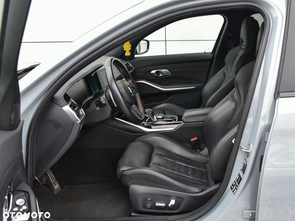 BMW M3 M Competition xDrive sport - 19