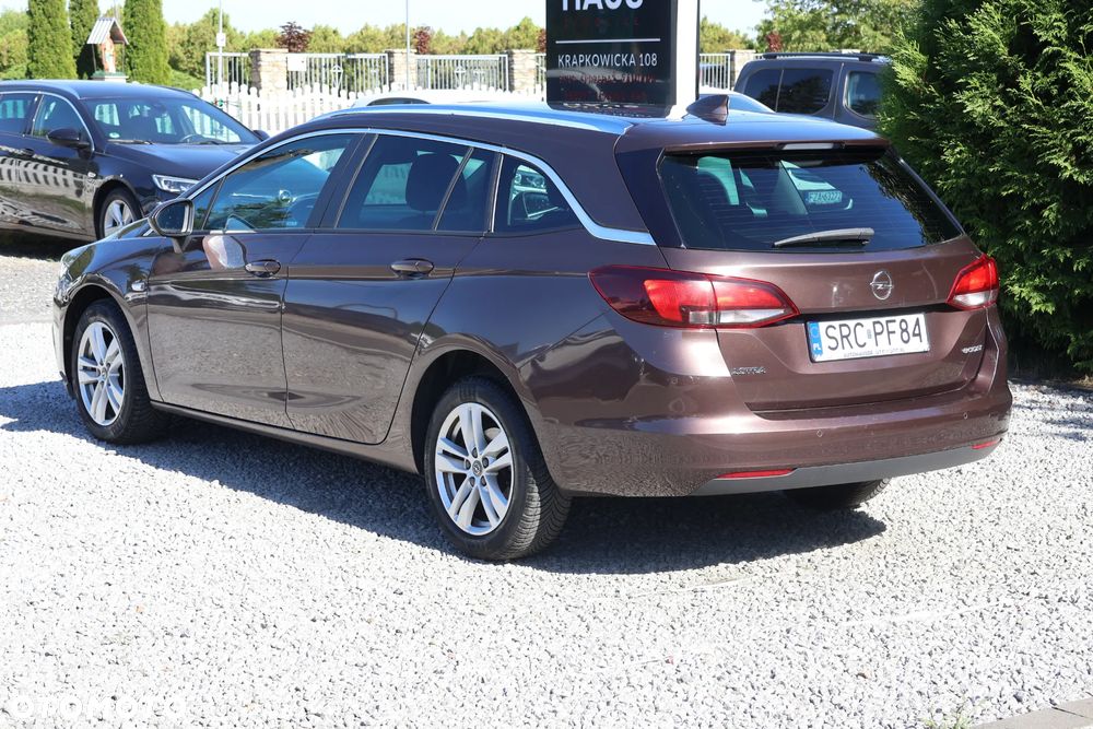 Opel Astra 1.6 D (CDTI) Innovation - 4