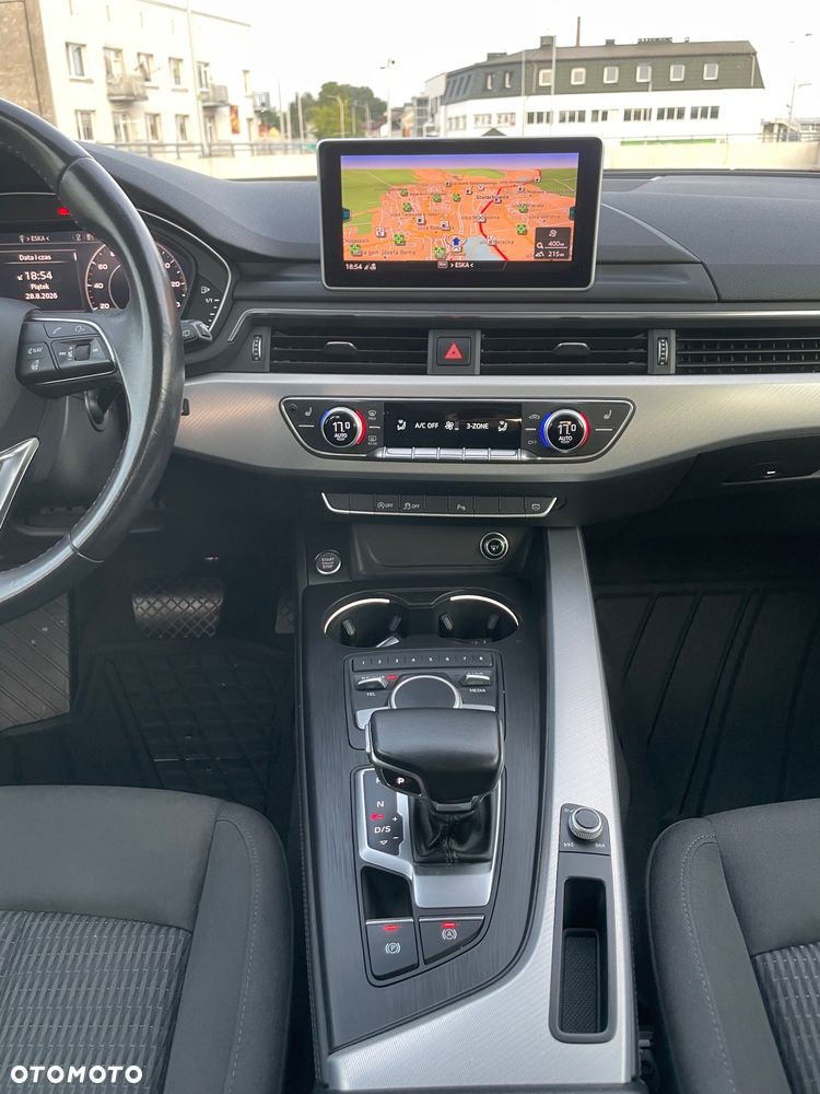 Audi A4 Avant 2.0 TDI ultra S tronic design - 23