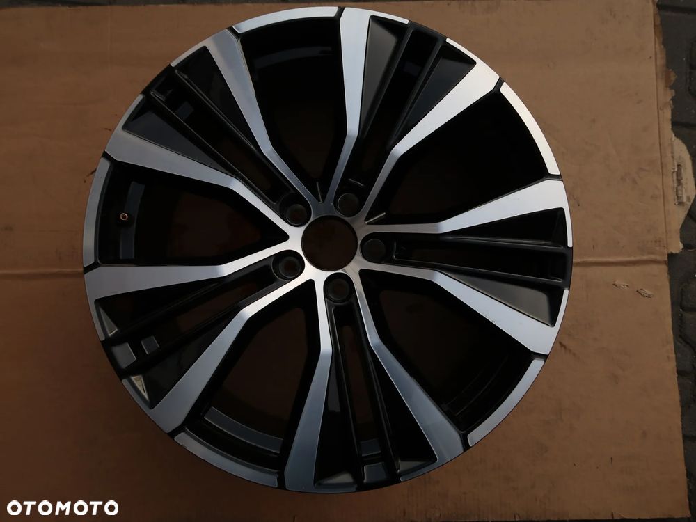 29 Felga Aluminiowa Volvo 32358567 20" - 1