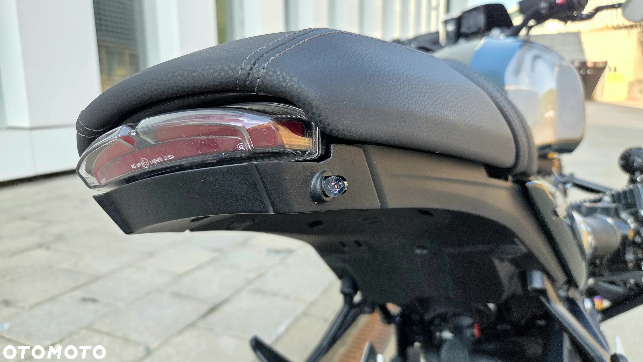 BMW R - 13