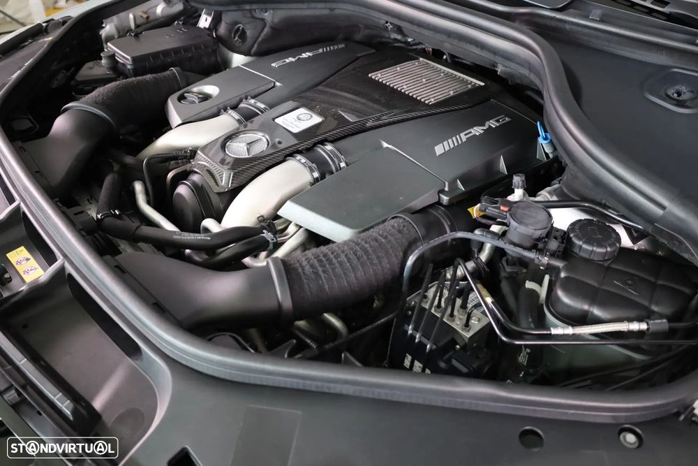 Mercedes-Benz ML 63 AMG 4Matic SpeedshiftFT 7G-TRONIC Performance Package - 12