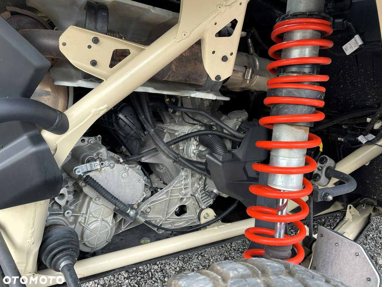 Can-Am Inny - 21
