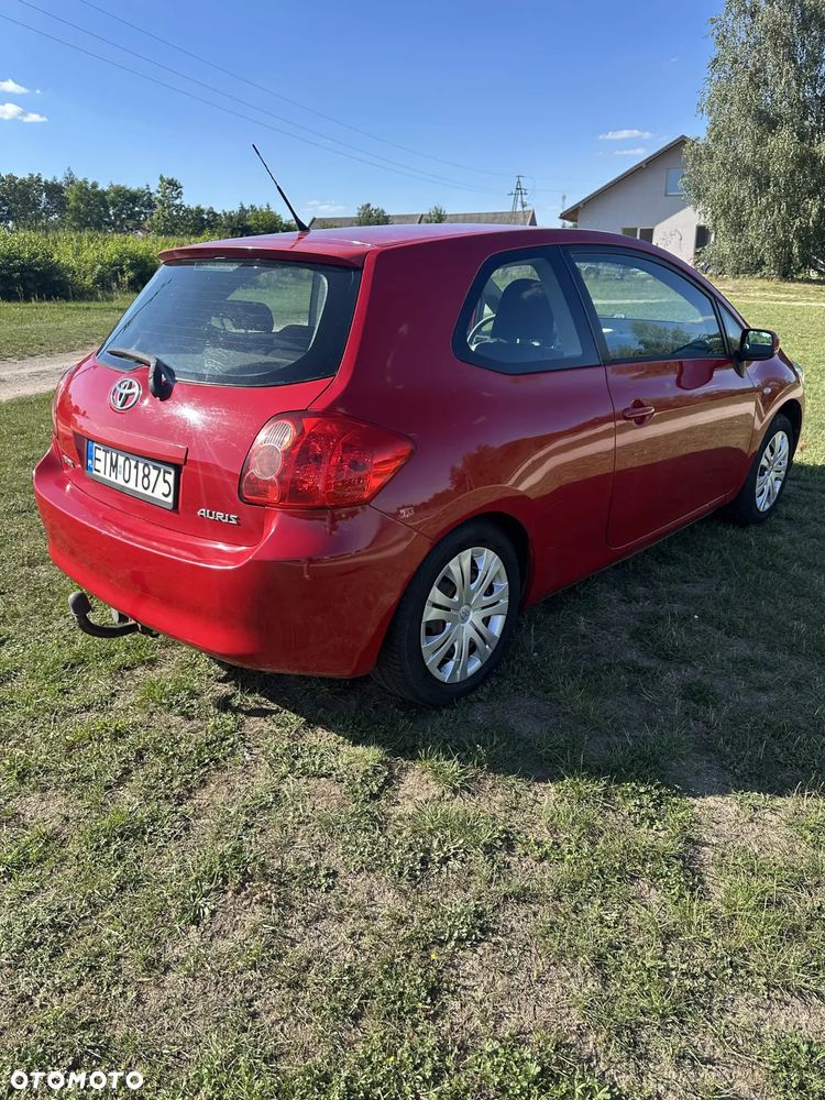 Toyota Auris 1.4 VVT-i Terra - 7