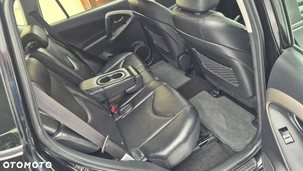 Toyota RAV4 2.0 VVT-i Premium - 25