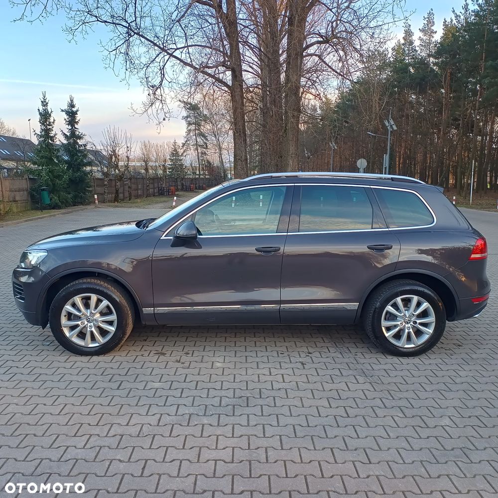 Volkswagen Touareg 3.0 V6 TDI BMT - 11