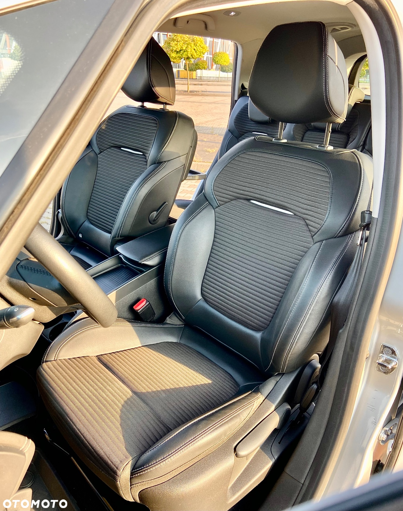 Renault Grand Scenic TCe 160 GPF EDC BOSE EDITION - 12