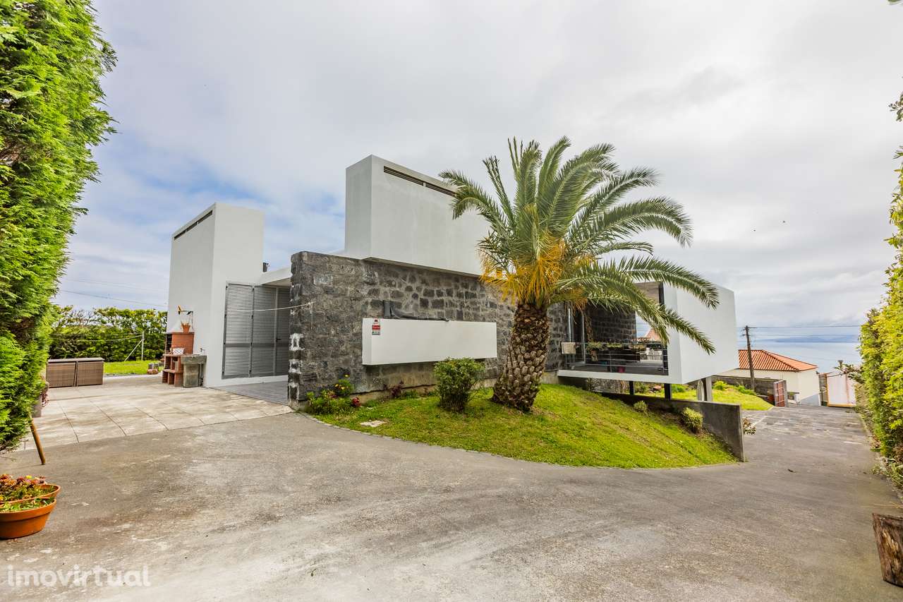 Moradia T4 com Vista Mar – São Miguel, Açores - Grande imagem: 2/21