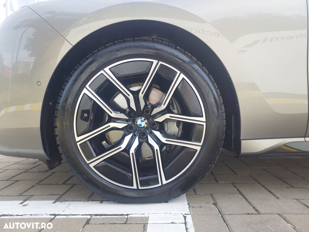 BMW Seria 7 - 10