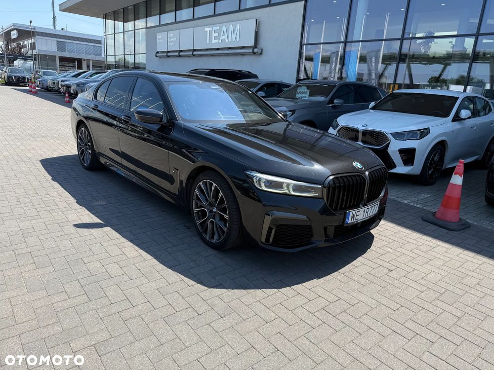 BMW Seria 7 750i xDrive sport - 4