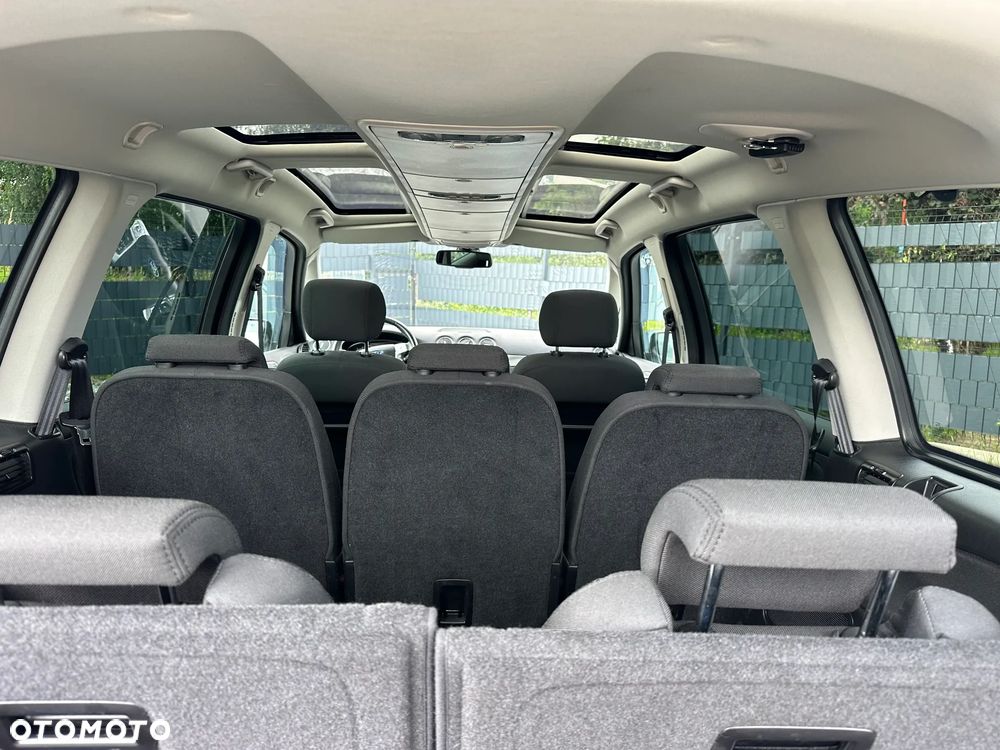 Ford Galaxy 2.0 TDCi Titanium - 30