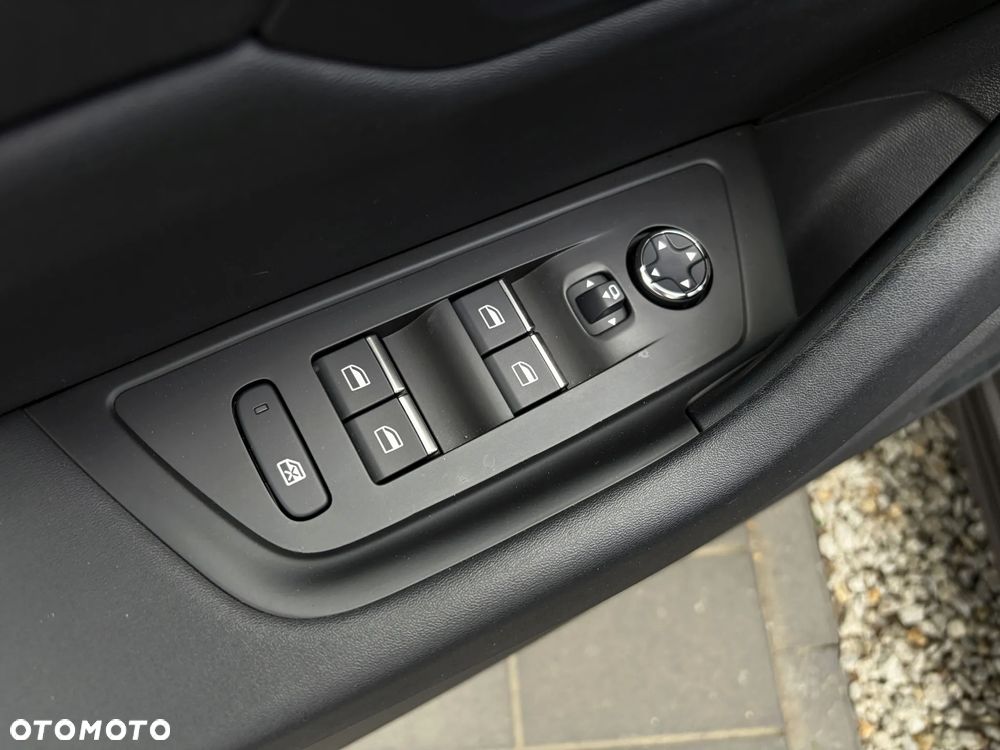Peugeot 508 1.5 BlueHDi Allure Pack S&S EAT8 - 32