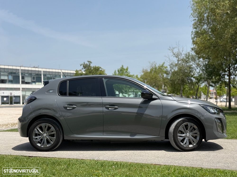 Peugeot e-208 Style - 9