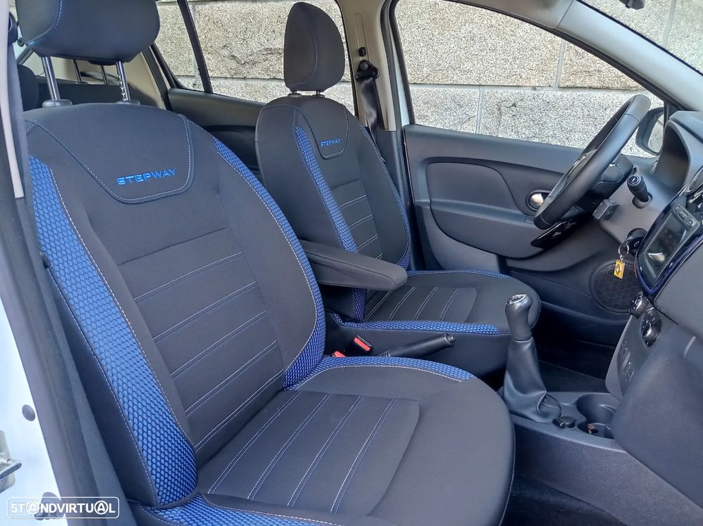 Dacia Sandero 0.9 TCe Stepway - 13