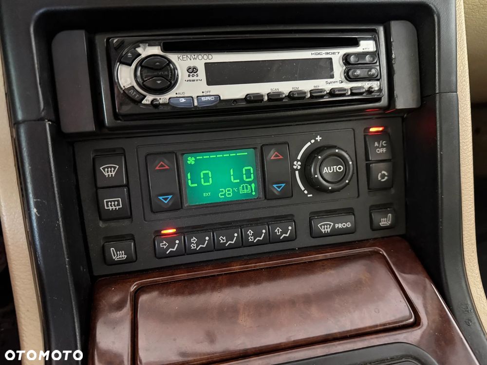 Land Rover Range Rover - 15