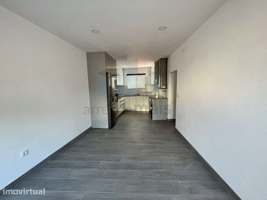 Arrenda-se moradia T2+1 totalmente remodelada em Condeixa, Ega - Grande imagem: 3/16