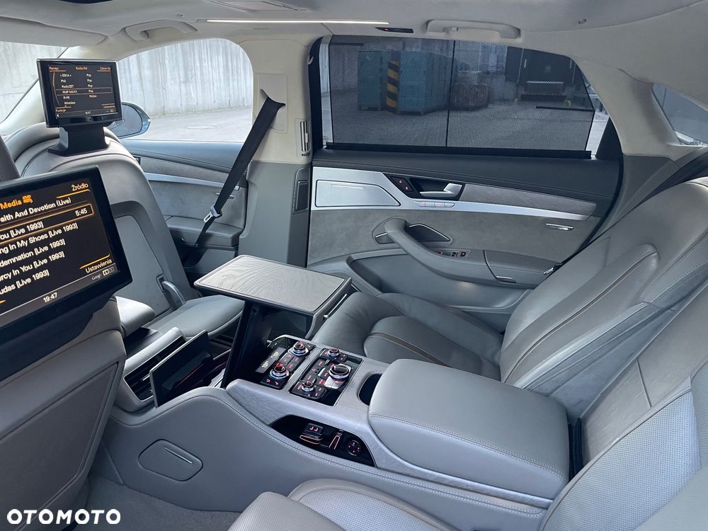 Audi A8 4.0 TFSI cylinder on demand quattro tiptronic Lang - 33