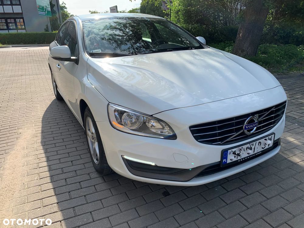 Volvo S60 T3 Kinetic - 3