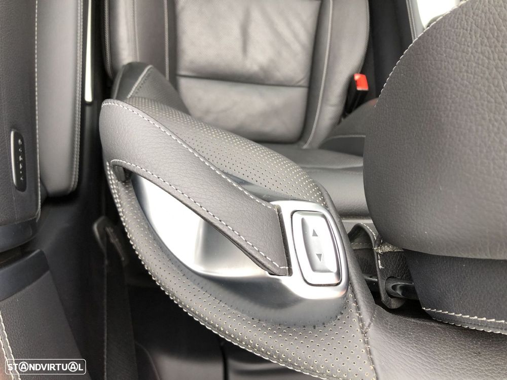 Mercedes-Benz SL 350 - 39