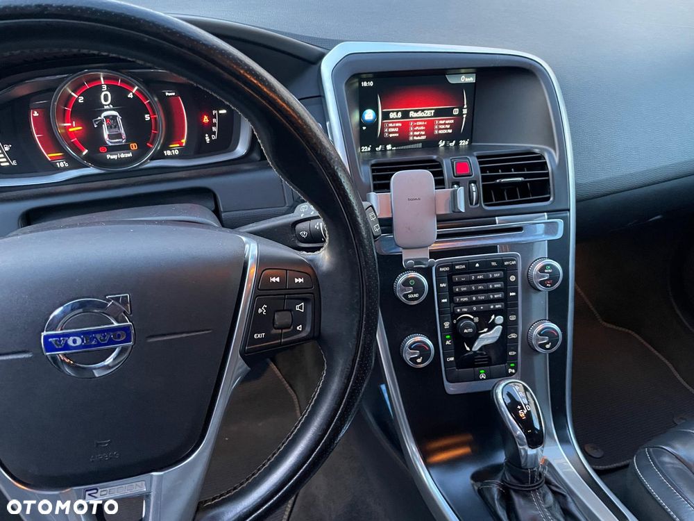 Volvo XC 60 - 4