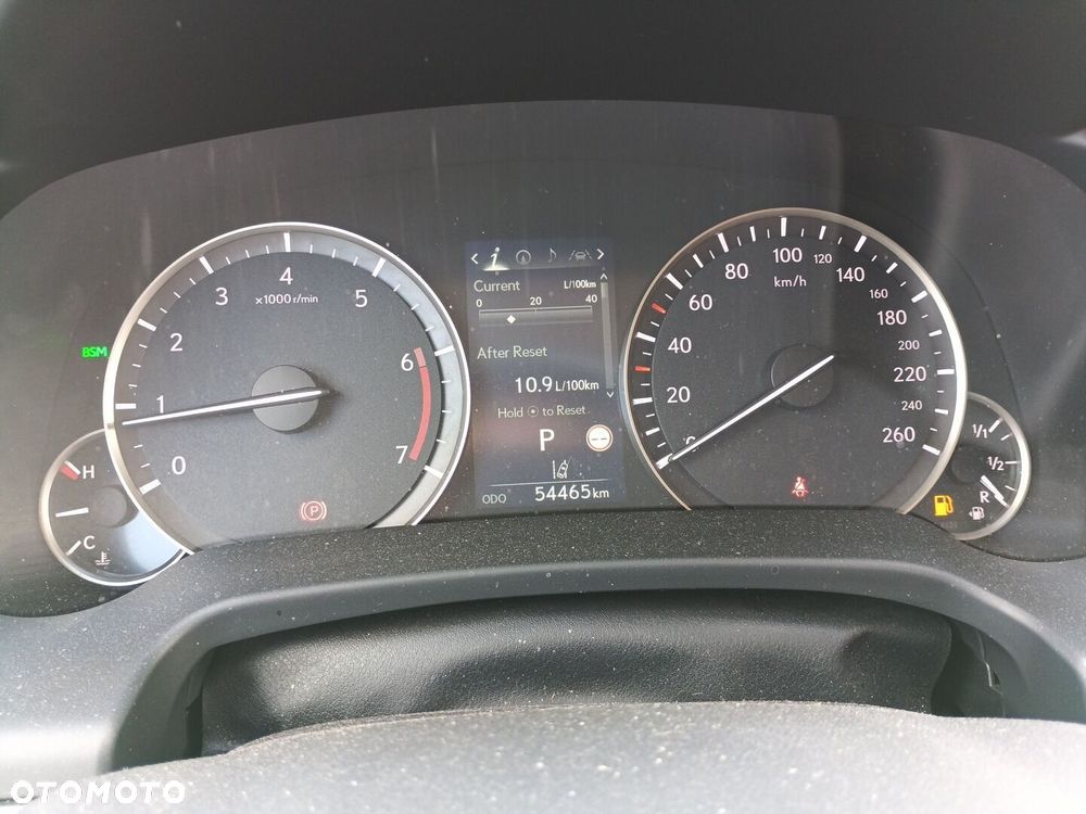 Lexus RX - 18
