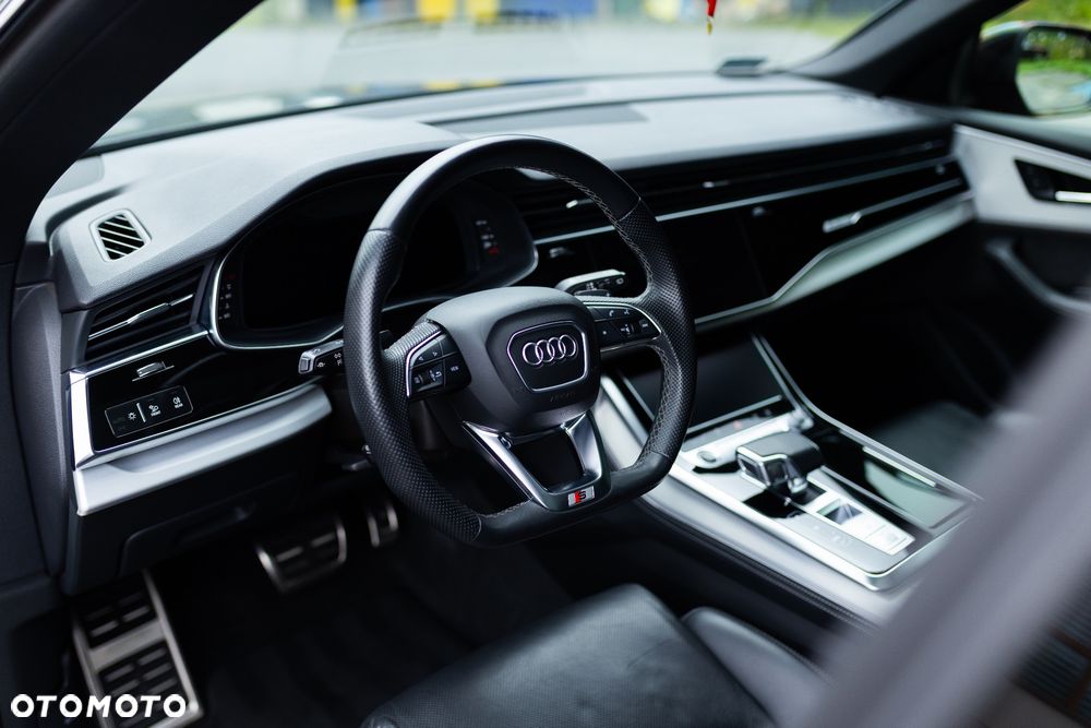 Audi Q8 - 33
